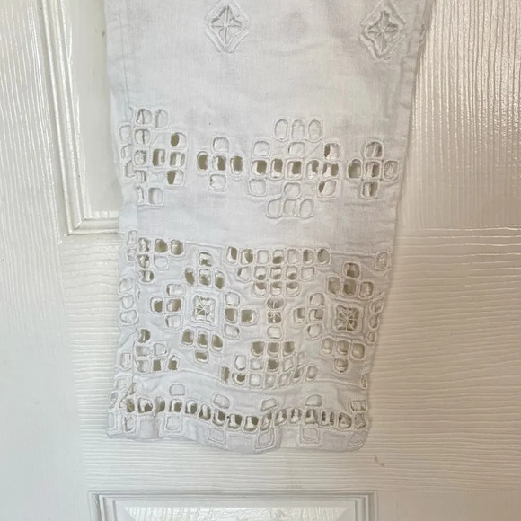 SUNDANCE White Eyelet Cargo Pants Lace Linen Summer Beachy Coastal Size 2 - Picture 7 of 9